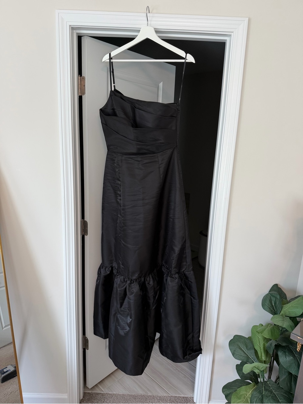 Lulu's Black One Shoulder Coco Satin Evening Gown